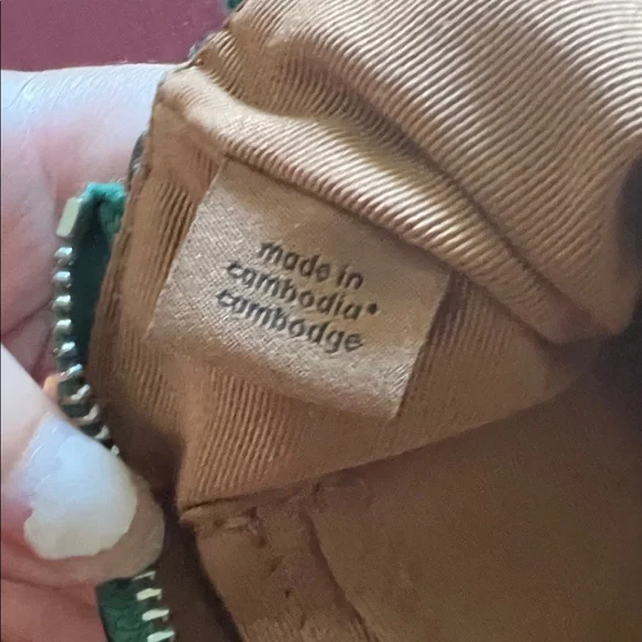 Coach Forest Green Wristlet 100% Real Leather And Authentic - Picture 5 of 9